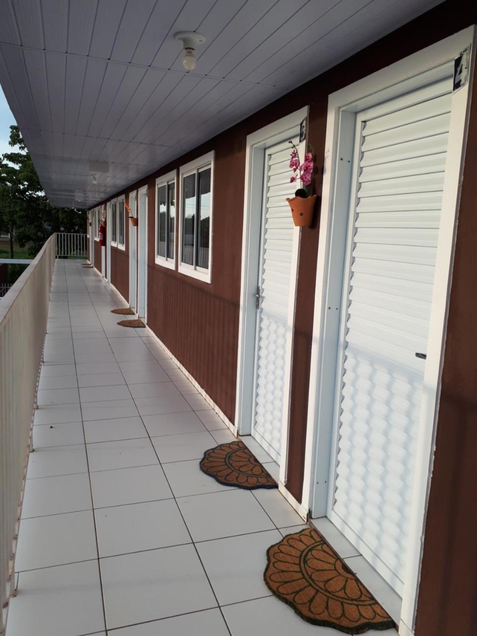 Pousada Cris Garden Bed&Breakfast 포스두이구아수 외부 사진
